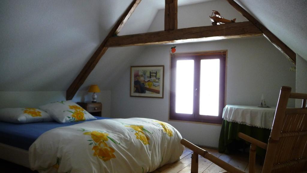 Bed and Breakfast La Chouette à l'heure du Pinson à Saint-Pierre-d'Entremont  Chambre photo